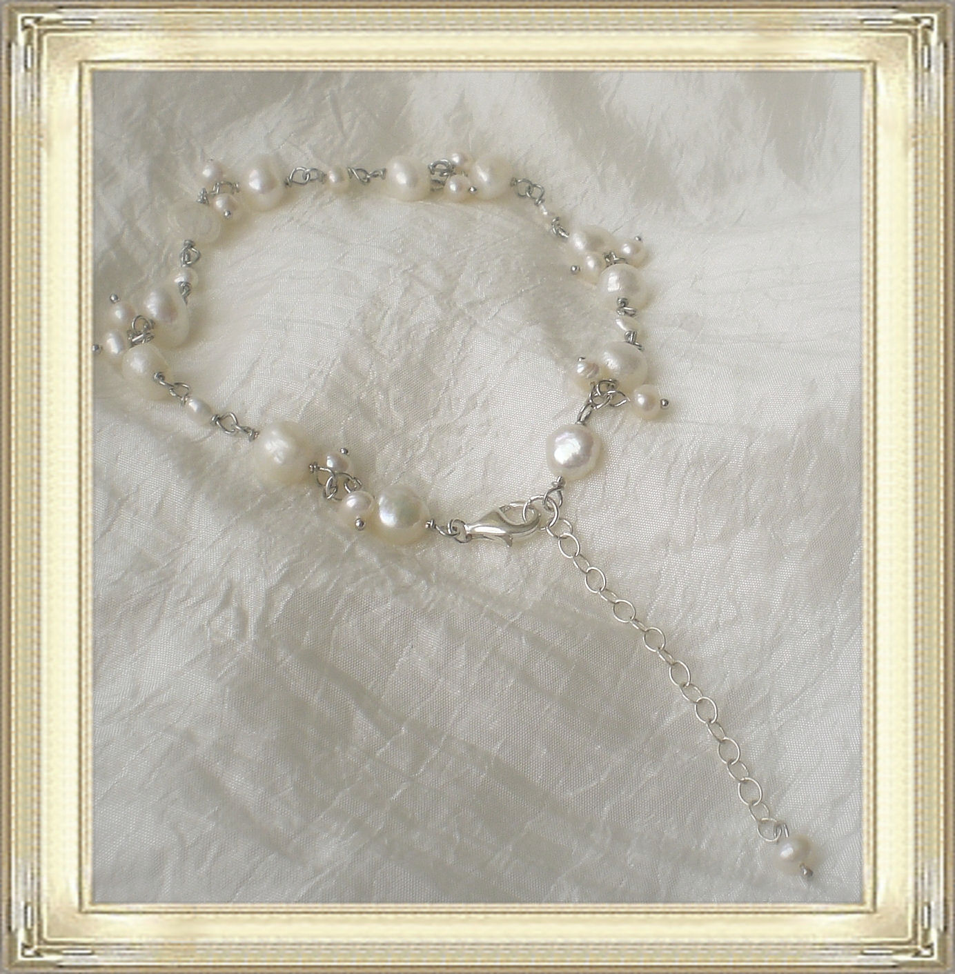 White freshwater pearl anklet